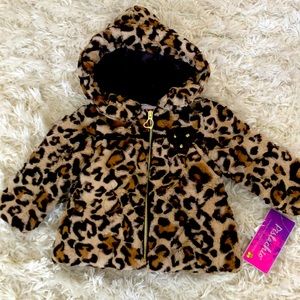 NWT fur coat. Size 18 month.